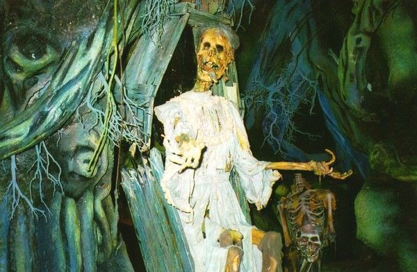 Page 12. Le temps se gâte.